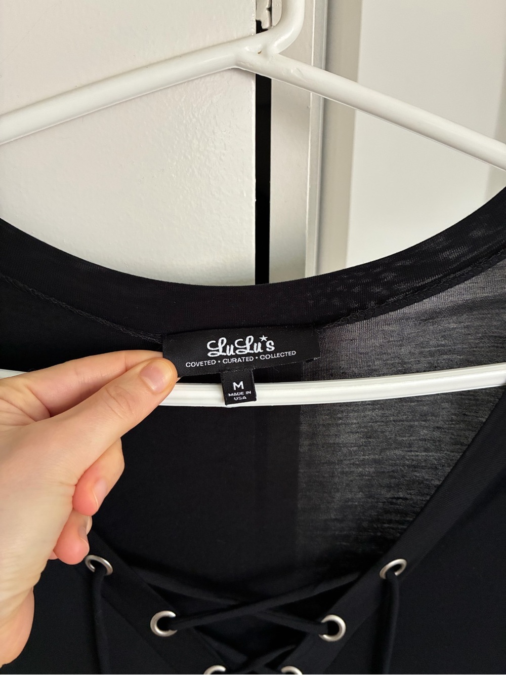 Lulu’s Black T-Shirt Dress with Tie Detail - Picture 2 of 4